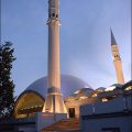 A5C26560A843F139C9Ff037666885F06 اول مسجد من تصميم امراة - الاناث يغزو كل المجالات بمهارة مراد جميل